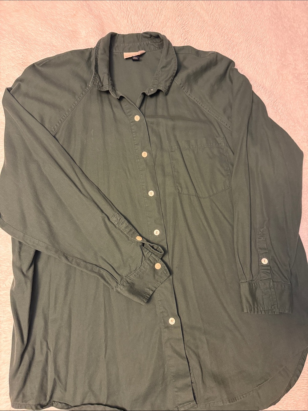 Universal Thread Men's Olive Green Long-Sleeve Button Down Shirt
